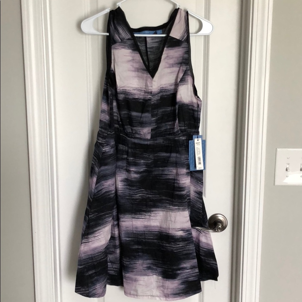 NWT Vera Wang Simpy Vera dress